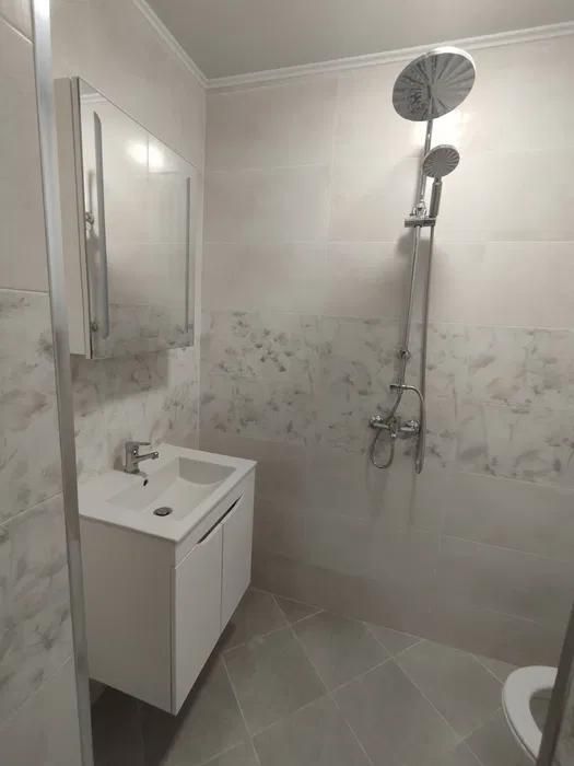 Дава се под наем Двустаен апартамент в Бургас, Сарафово - 50 кв.м за 306 € - Снимка #3