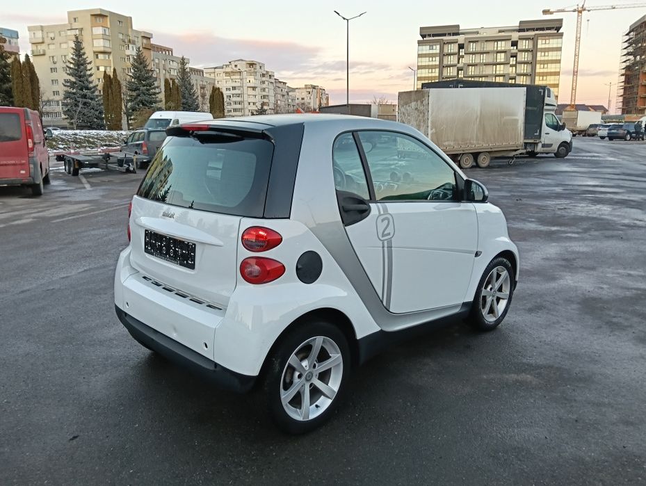 Smart Fortwo AUTOMAT 1.0 Benzină 84 cp.  Prețul este fix