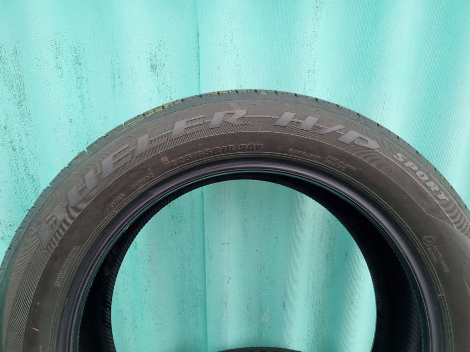 Bridgestone 225/55/18 комплект