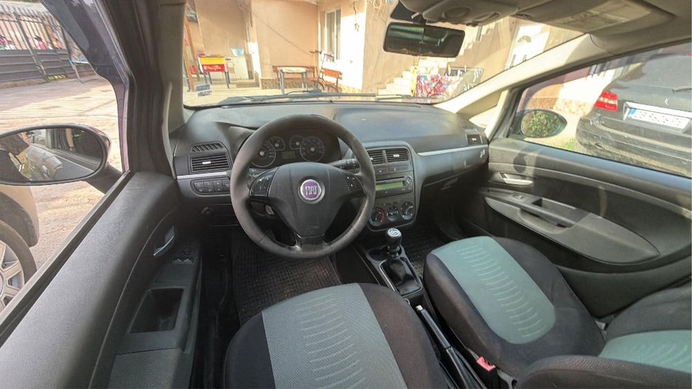 Fiat Punto grande 1.4 75 коня