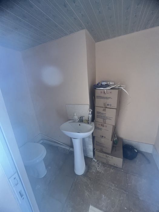 Сдаётся  помещение  ориентир куйлюк бектимир на главной дороге