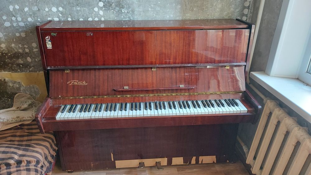 Продаю Пианино " Ритм" Б/У