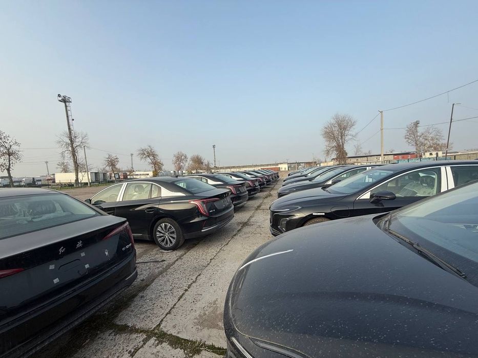 Honji eqm5 qora rangli 500km Toshkentda tayyor.