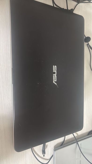 ноутбук сатылады