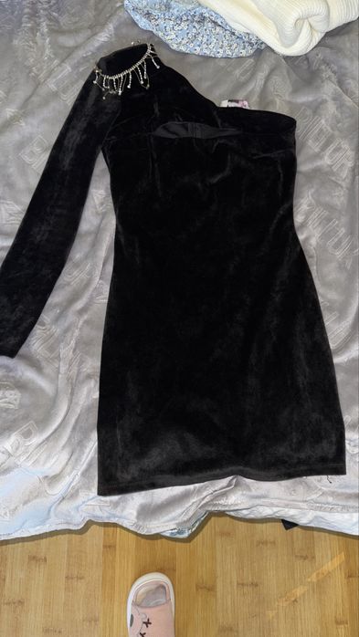 Продам нарядное платье