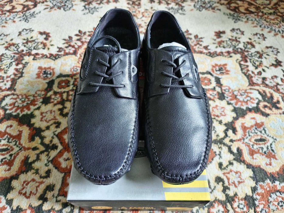 Продам мужские туфли