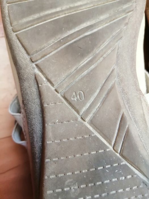 Туфли женские продаю