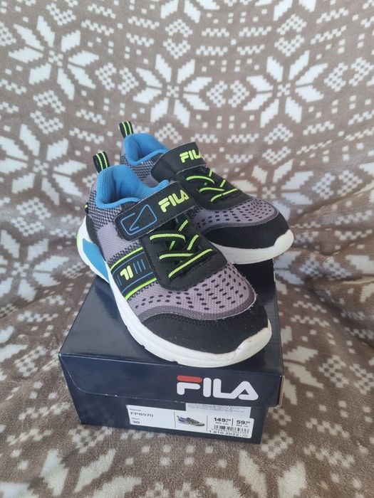 Adidasi Fila baieti marimea 30