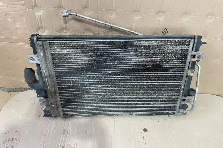 Radiator apa racire motor Dacia Logan 2010 1.5 D MT (86 hp)
