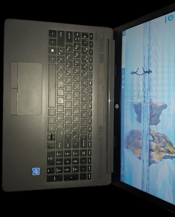 Noutbuk HP 250 G7