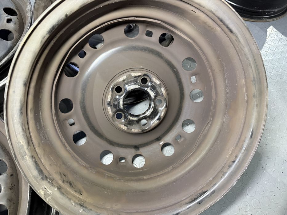 4бр. ОТЛИЧНИ 15” Железни Джанти 5х100 за -SKODA/VW/VAG- 6Jx15H2, ET43