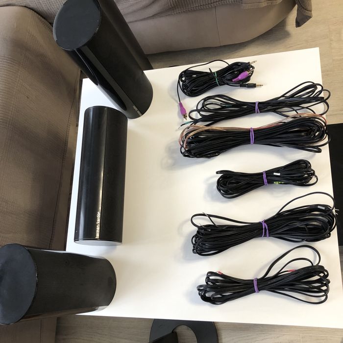 Продавам  домашна Аудиоситема - Ресивър +  буфер и колони.