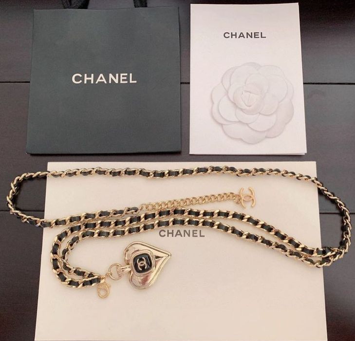 CHANEL *к*о*л*а*н