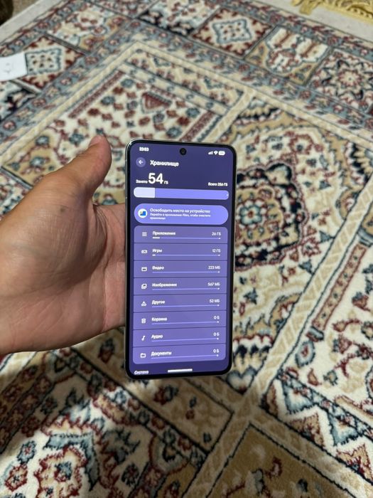 Google pixel 8 pro иедал