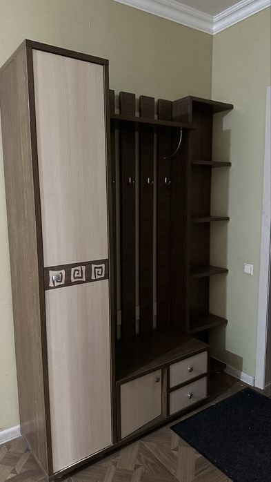 Прихожая шкаф и тумба