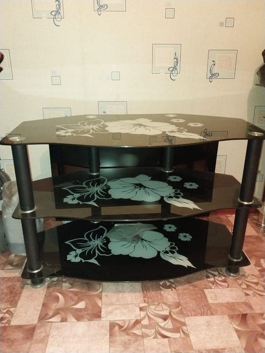 Подставка под телевизор