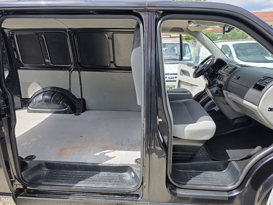 VW Transporter 2014 2.0 226000 km