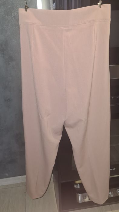 Костюм брючный женский