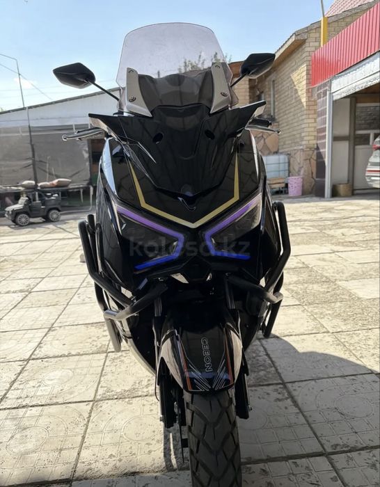 Продам Скутер NMAX 180 (49.9)