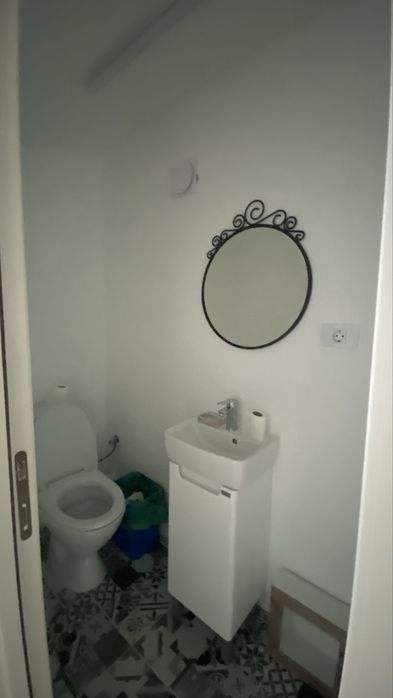 Vand casa langa restaurantul Tratoria