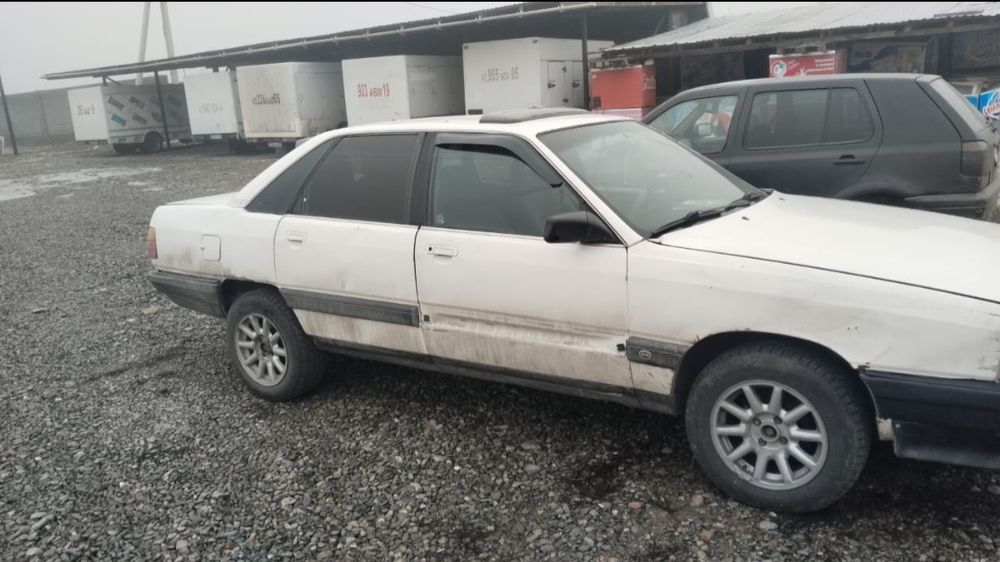 Ауди 100 продам срочно