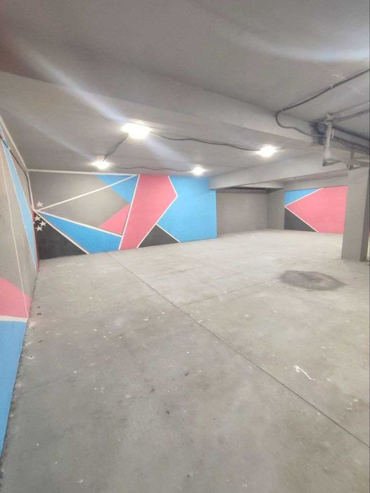 Паркентский цоколь в новостройке 308 м² 2 входа 1-линия вдоль дороги