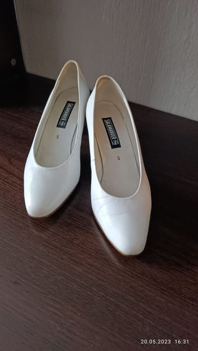 туфли белые женские