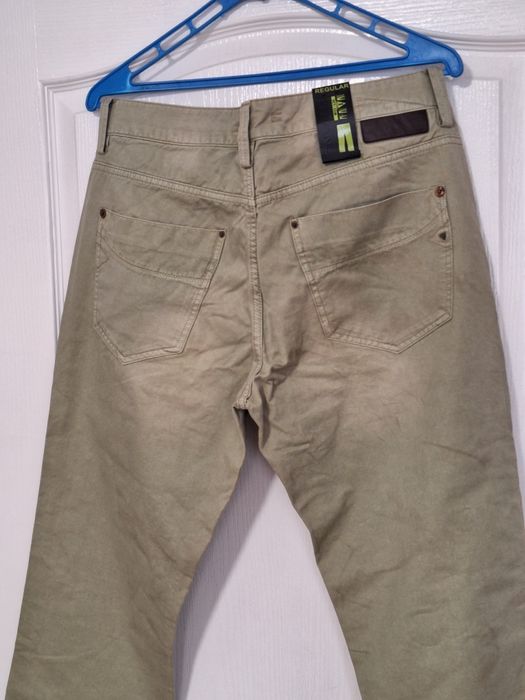 Pantaloni Kenvelo