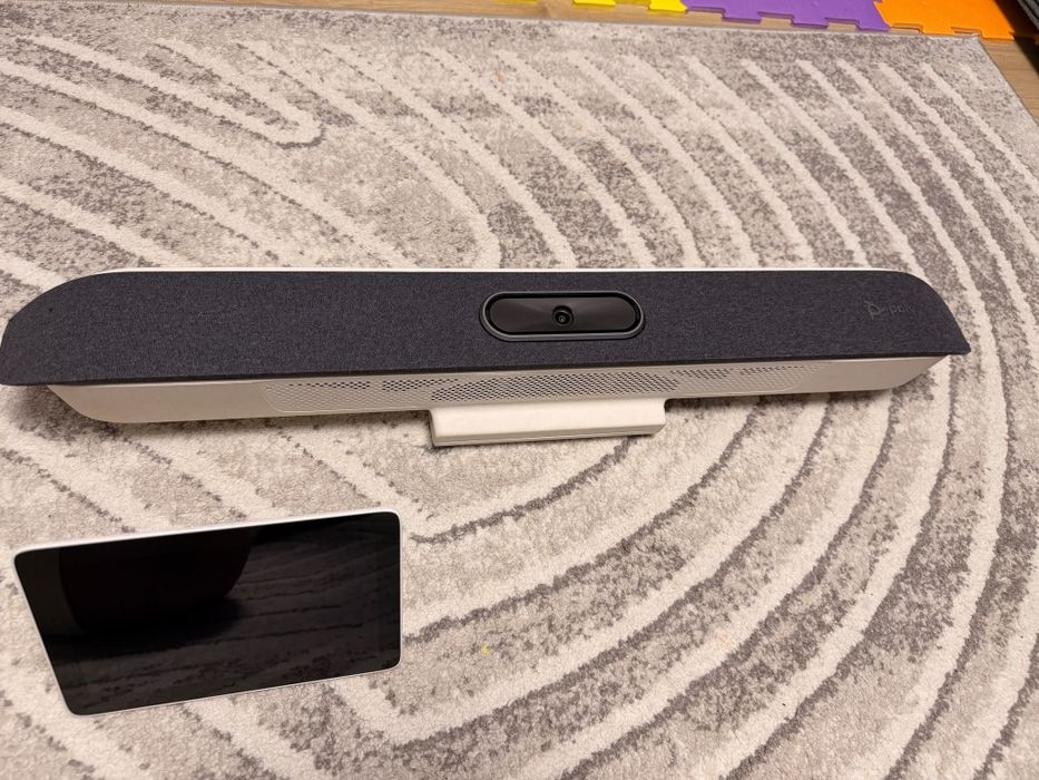 Poly Studio X50 + TC8 Touch – Sistem videoconferință 4K Teams Zoom