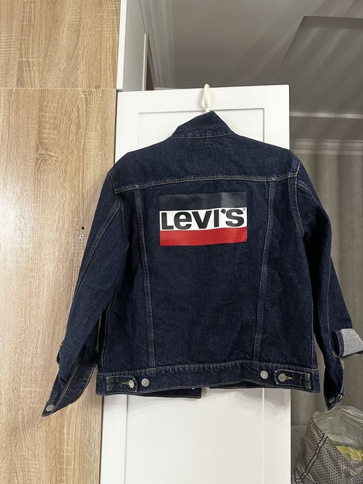 Джинсовая рубашка-куртка (shacket)