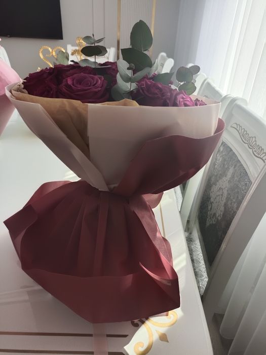 Продам цветы подаренные 12.04