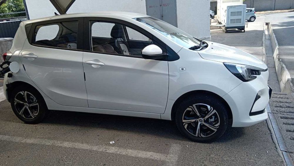 Продаётся автомобиль Changan Benben E-star