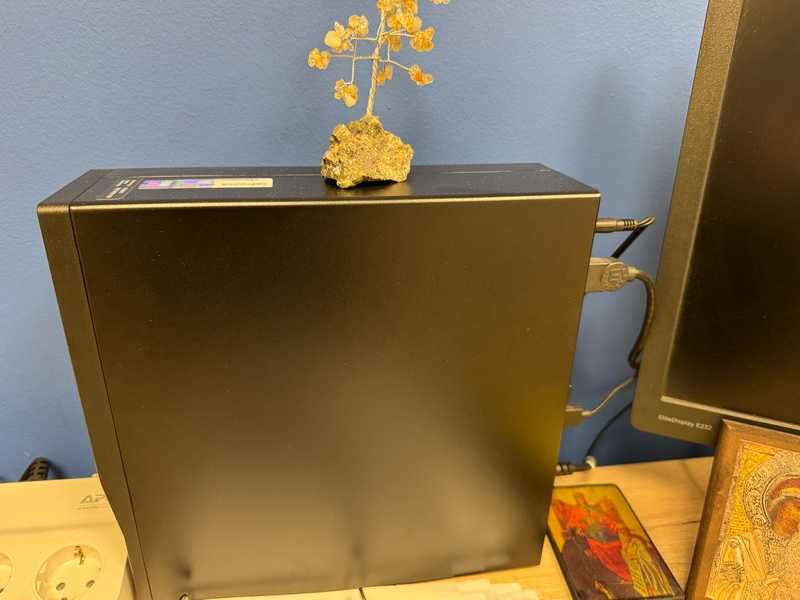 Настолен Компютър Dell Vostro  3710 с лицензиран доживотен windows 11