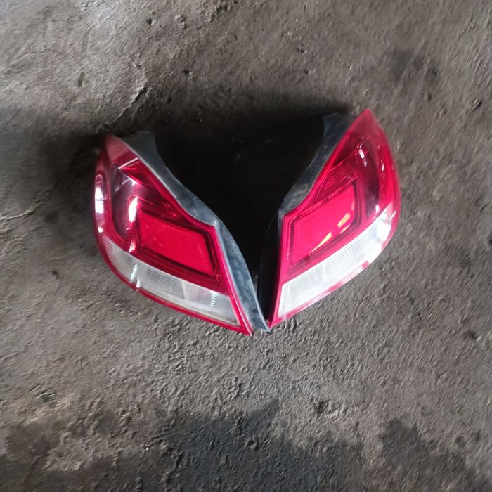 Opel insignia салон седалки стоп табло барче и други