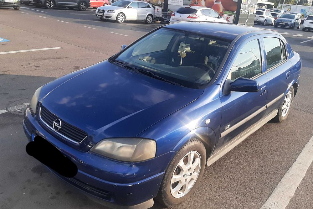 Vând Opel Astra 1.6