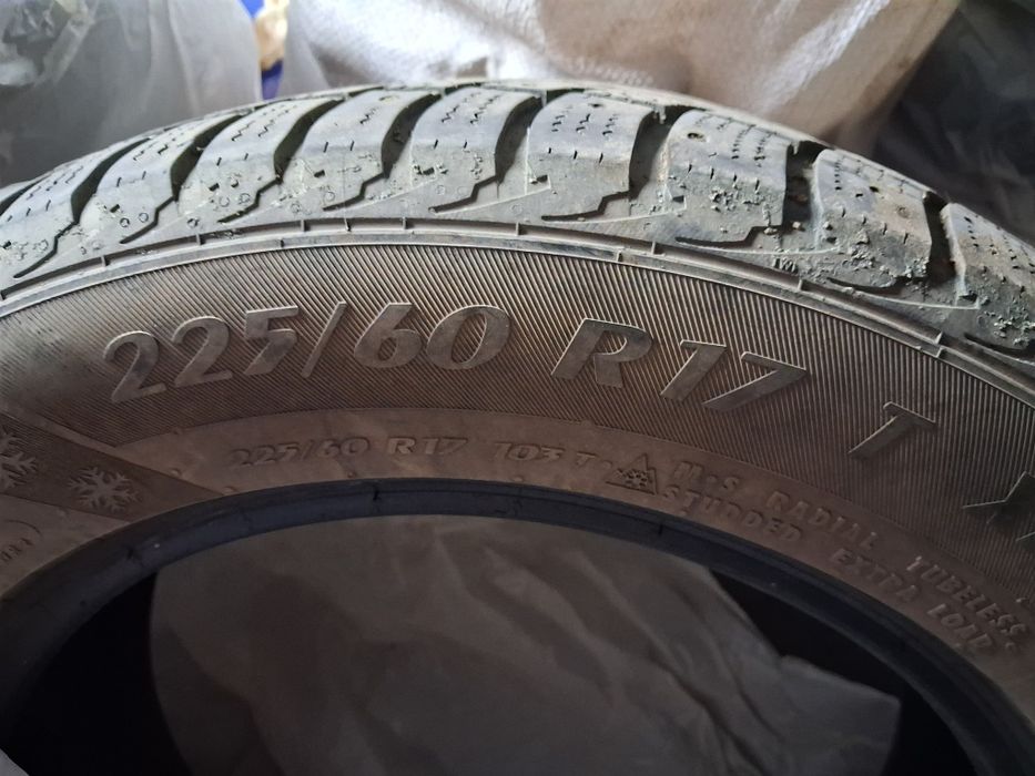 Зимние шипованные Шины 225/60/17