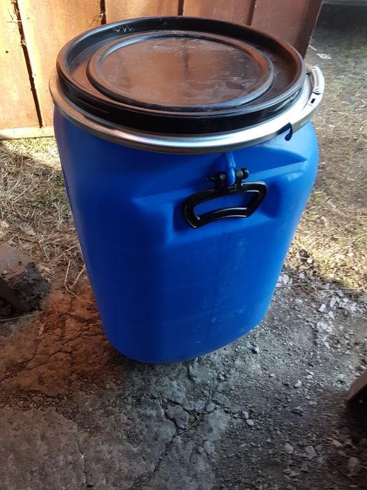 Бидони 40л.,60л.,220л.