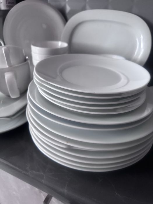 Продам Посуда-Сервиз белыйФарфор