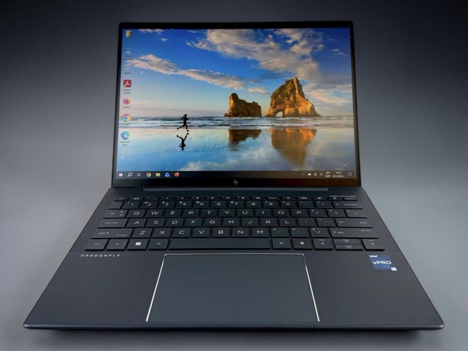 Лаптоп HP Dragonfly G4 13" Full HD+ Touch i5-1345U 32RAM LPDDR5 1TBSSD