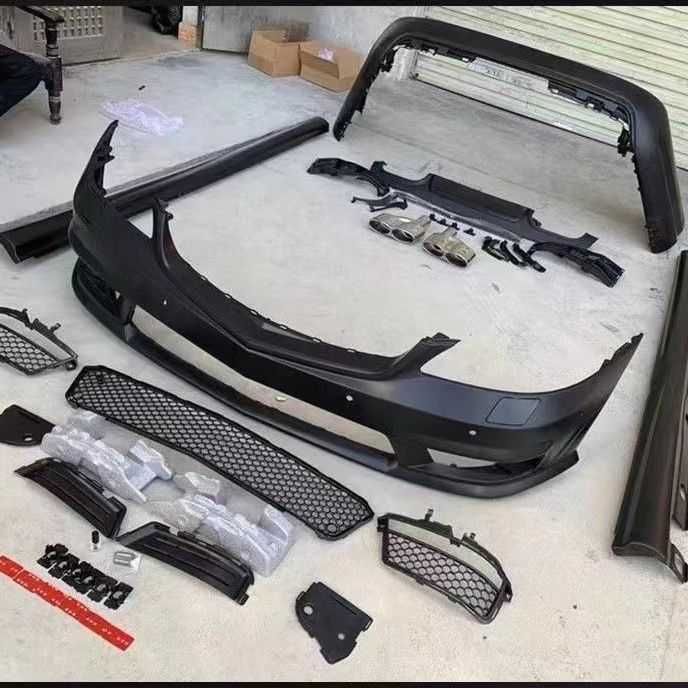 Обвес S65 AMG на Mercedes w221 S class бампера, пороги, решетка