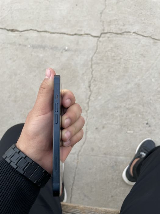 Iphone 13  ideal