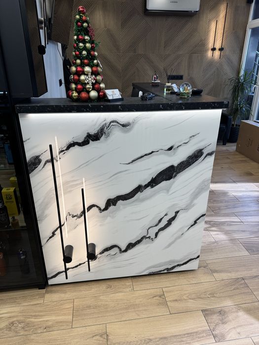 Мебели-Рецепция за салон