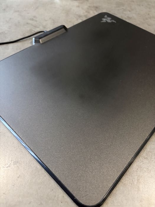 Коврик для мыши Razer Firefly RZ02-0135