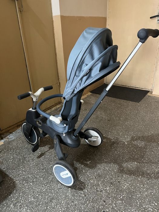 Велоколяска