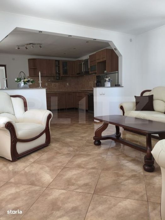 Casa cu 5 camere, suprafata utila 208 mp, loc. Halmeu