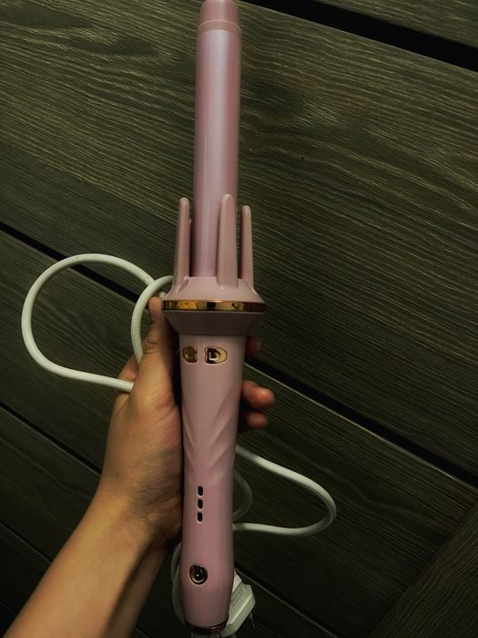 Продам автоматическую плойку для локонов.