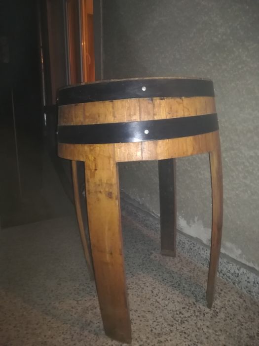 Маси от бъчви високи 90 см диаметър на плота 55 см