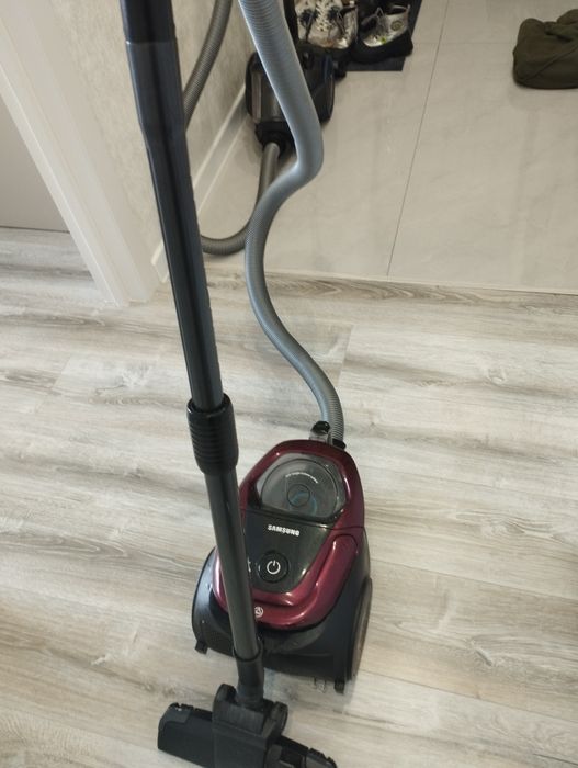 Продам пылесос рабочий состояние