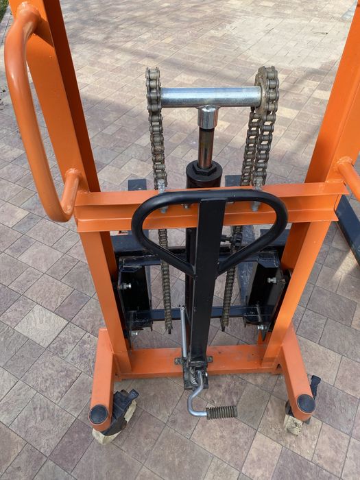 продается штаблер в новом состояний