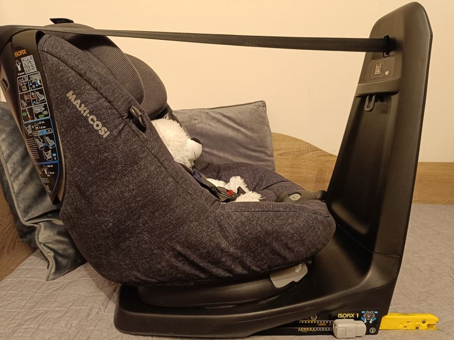 Детско столче за кола Maxi Cosi Axiss Fix 360°